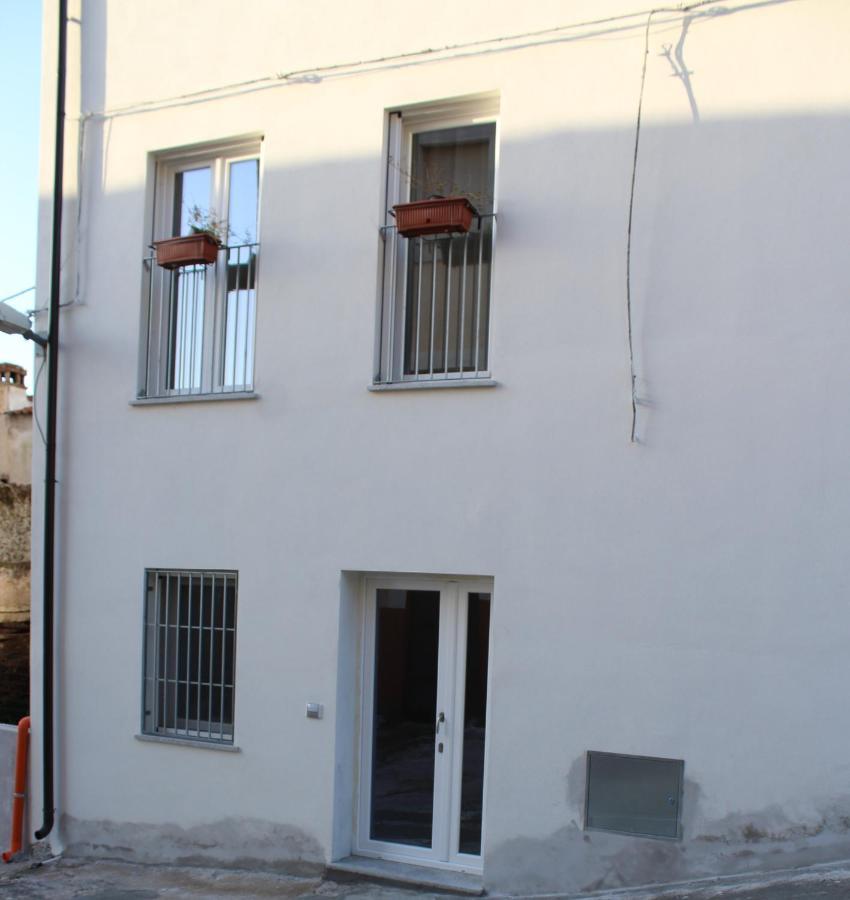Tatta & Nanna Apartment Oliena Exterior foto